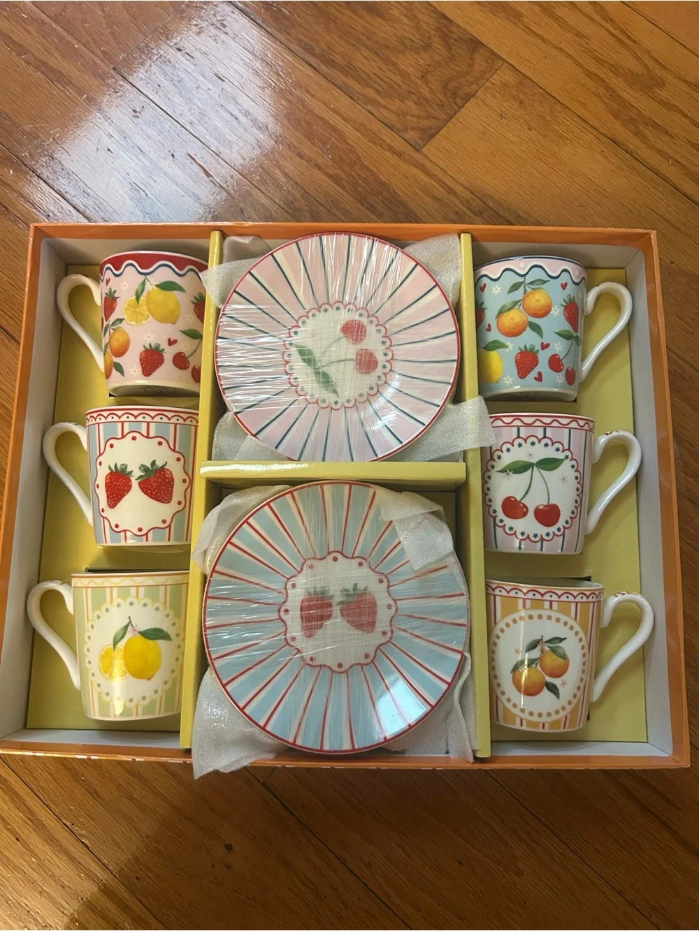 NWT Fruit Mania porcelain Set of 6 coffee cup and Saucers